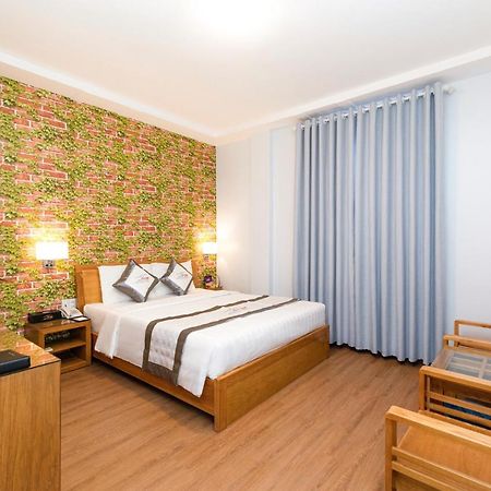Reddoorz Yen Nam Hotel Hoang Van Thu Ho Chi Minh City Exterior photo